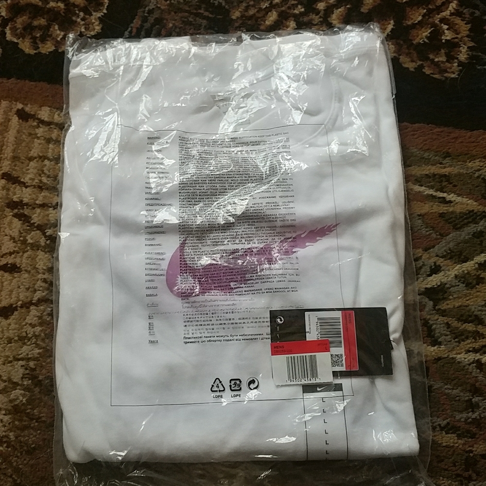 Nike shirt..FIRM - Picture 4 of 8